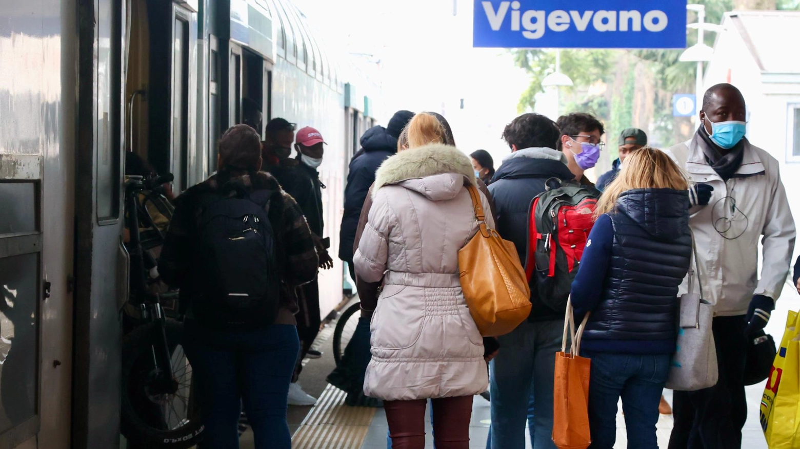Milano-Mortara:  niente treni nuovi  "Inaccettabile"