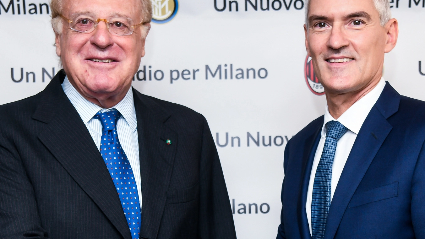 Il presidente del Milan Paolo Scaroni e l’a dell’Inter Alessandro Antonello