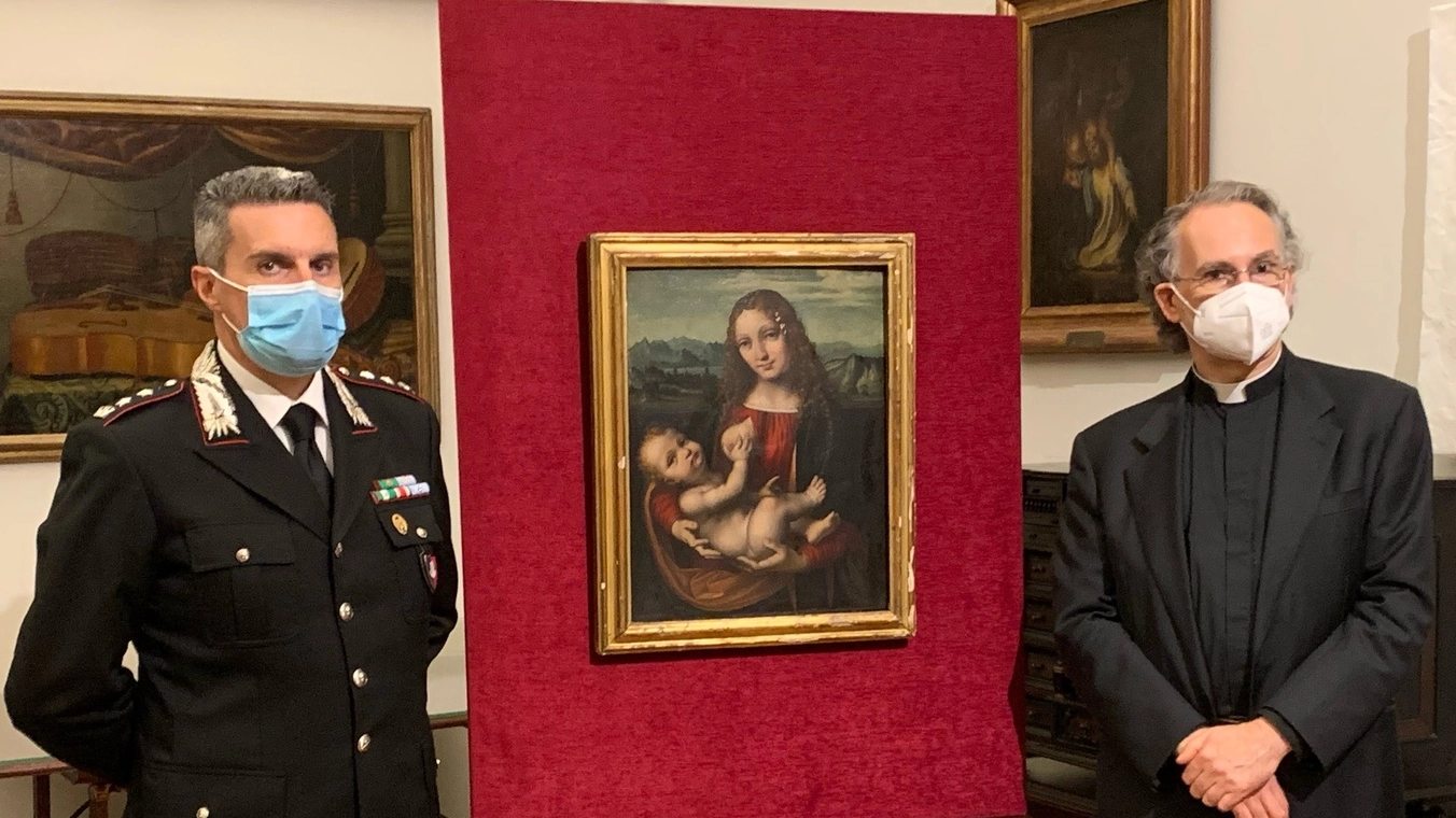 Il colonnello Francesco Provenza restituisce l’opera alla Pinacoteca Ambrosiana