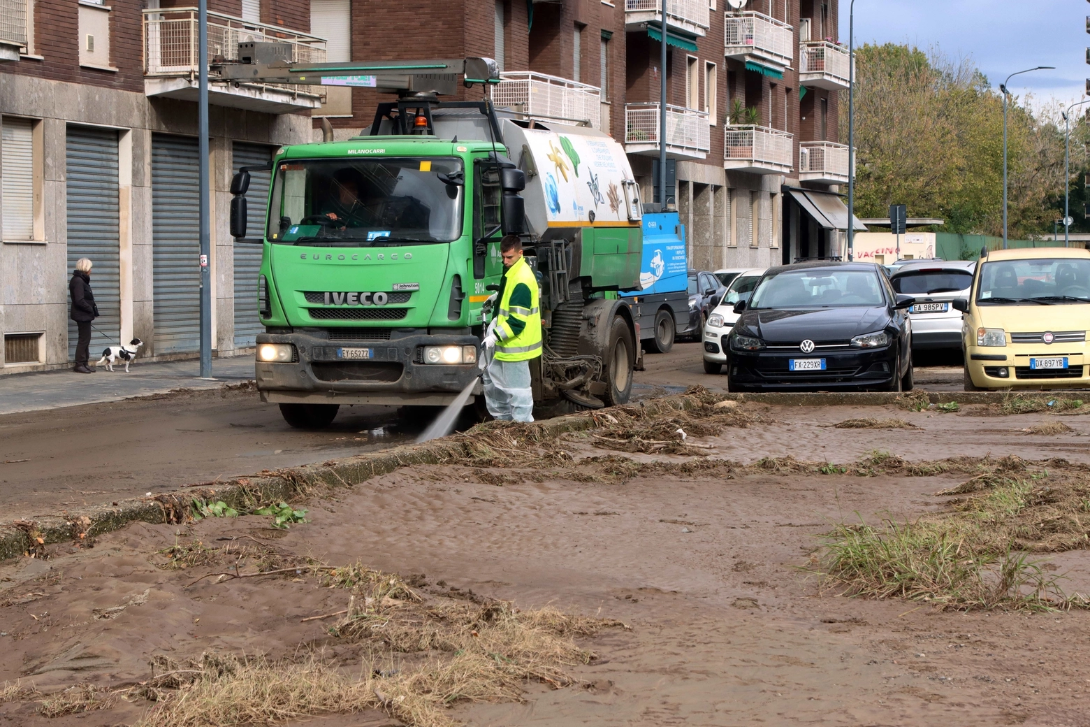 Interventi per ripulire le strade di Niguarda (Salmoirago)