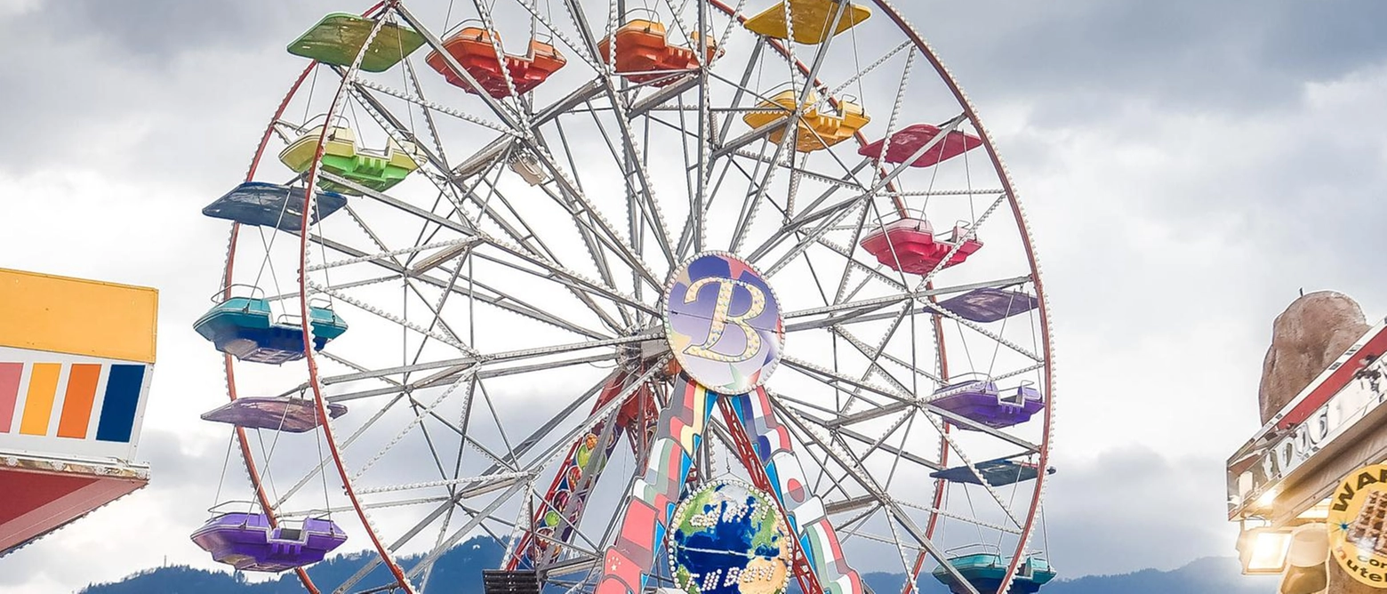 Pavia, maxi rissa al Luna Park nella serata inaugurale: una trentina i coinvolti