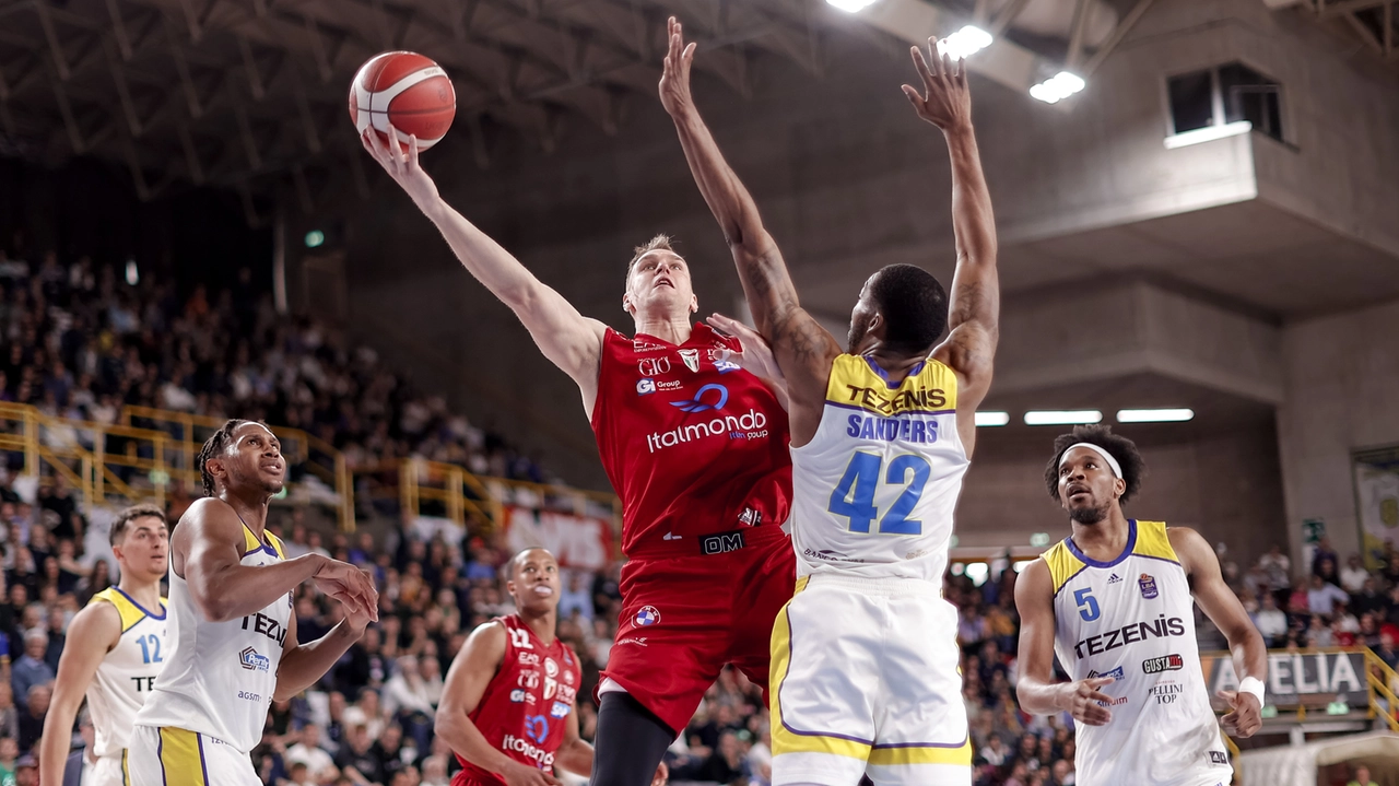 Olimpia Milano, facile successo a Verona 61-83