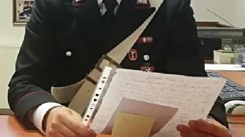 Una delle lettere analizzate dai carabinieri