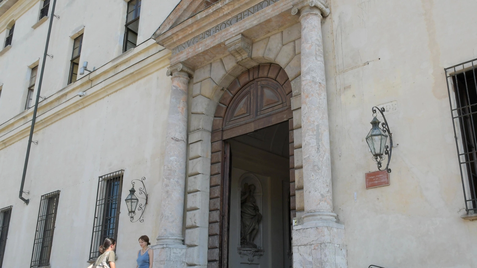 

Aperta la corsa per l'ammissione ai cinque collegi universitari di Pavia: borse di studio e costi