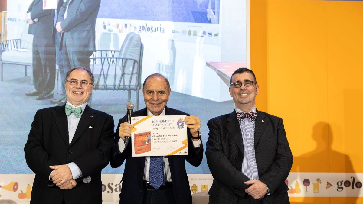 Da destra a sinisra: Massobrio, Vespa e Gatti Da destra a sinisra: Massobrio, Vespa e Gatti
