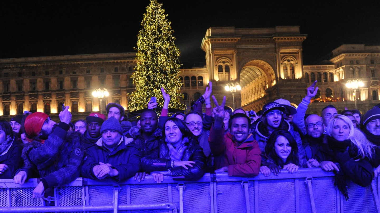 Il concerto di Capodanno in piazza Duomo attira sempre migliaia di persone non solo di Milano