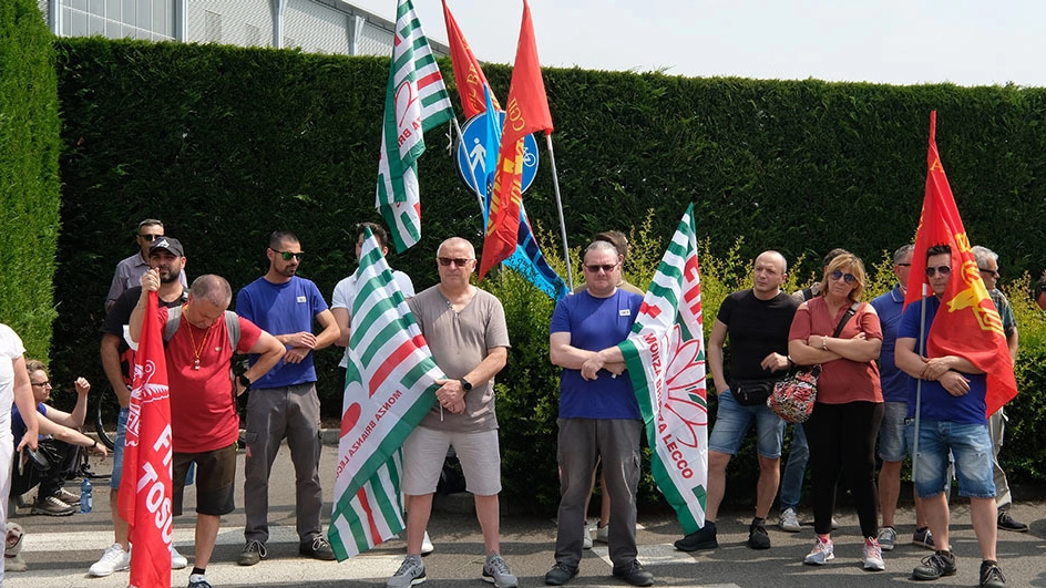 Protesta dei lavoratori Fimer Protesta dei lavoratori Fimer
