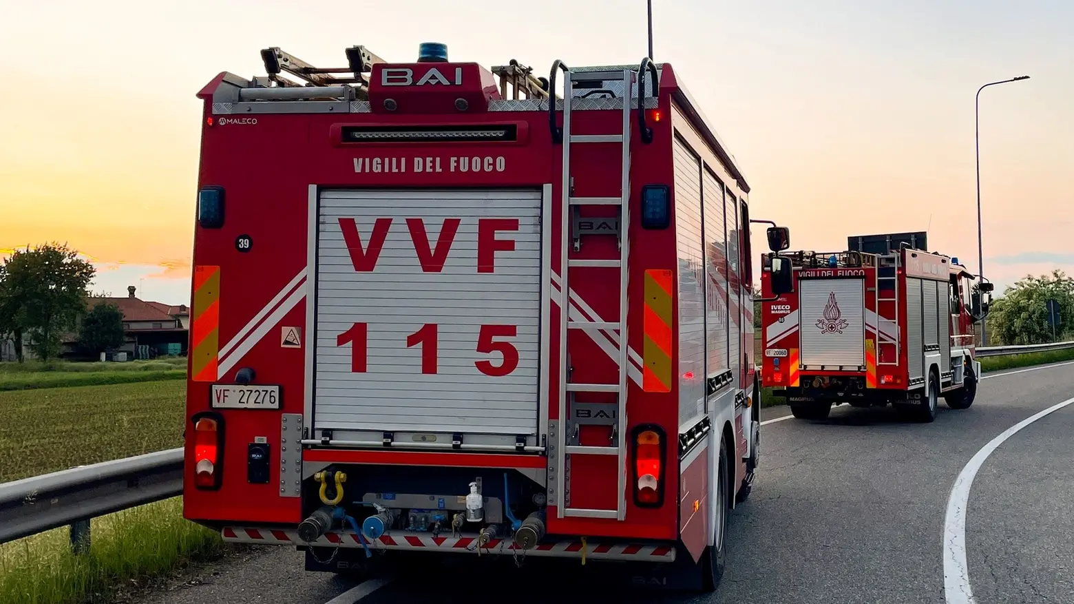 Vigili del fuoco in azione Vigili del fuoco in azione
