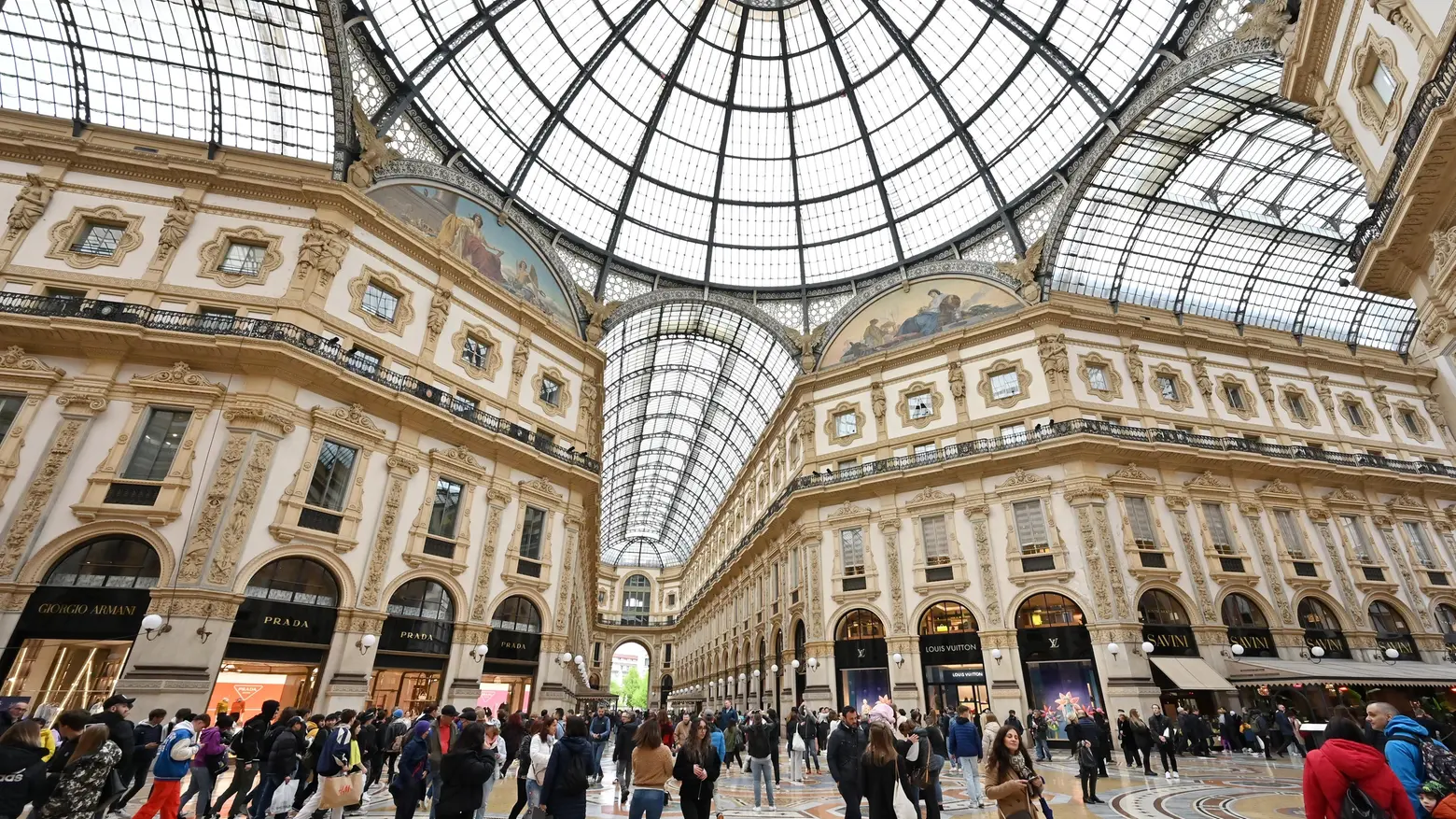 "Incassi giù dell’80% nel 2020"  Autogrill vuole lo sconto Covid  I giudici: ora il Comune risponda