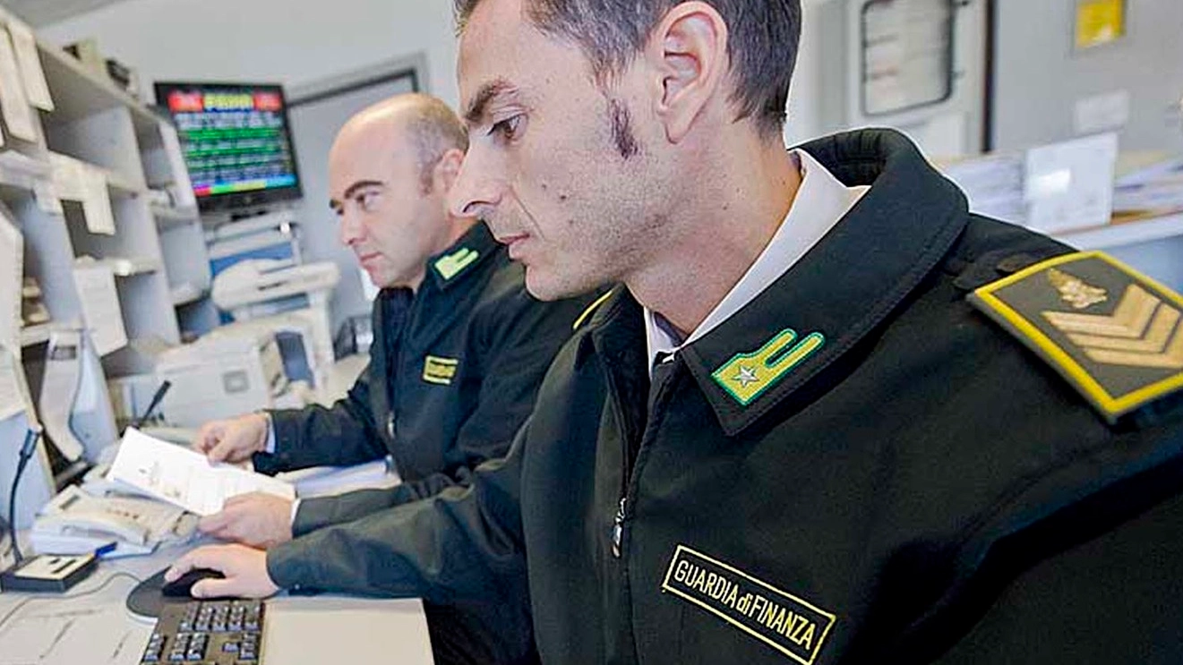 La Guardia di finannza ha condotto l’inchiesta sui colossi della grande distribuzione La Guardia di finannza ha condotto l’inchiesta sui colossi della grande distribuzione