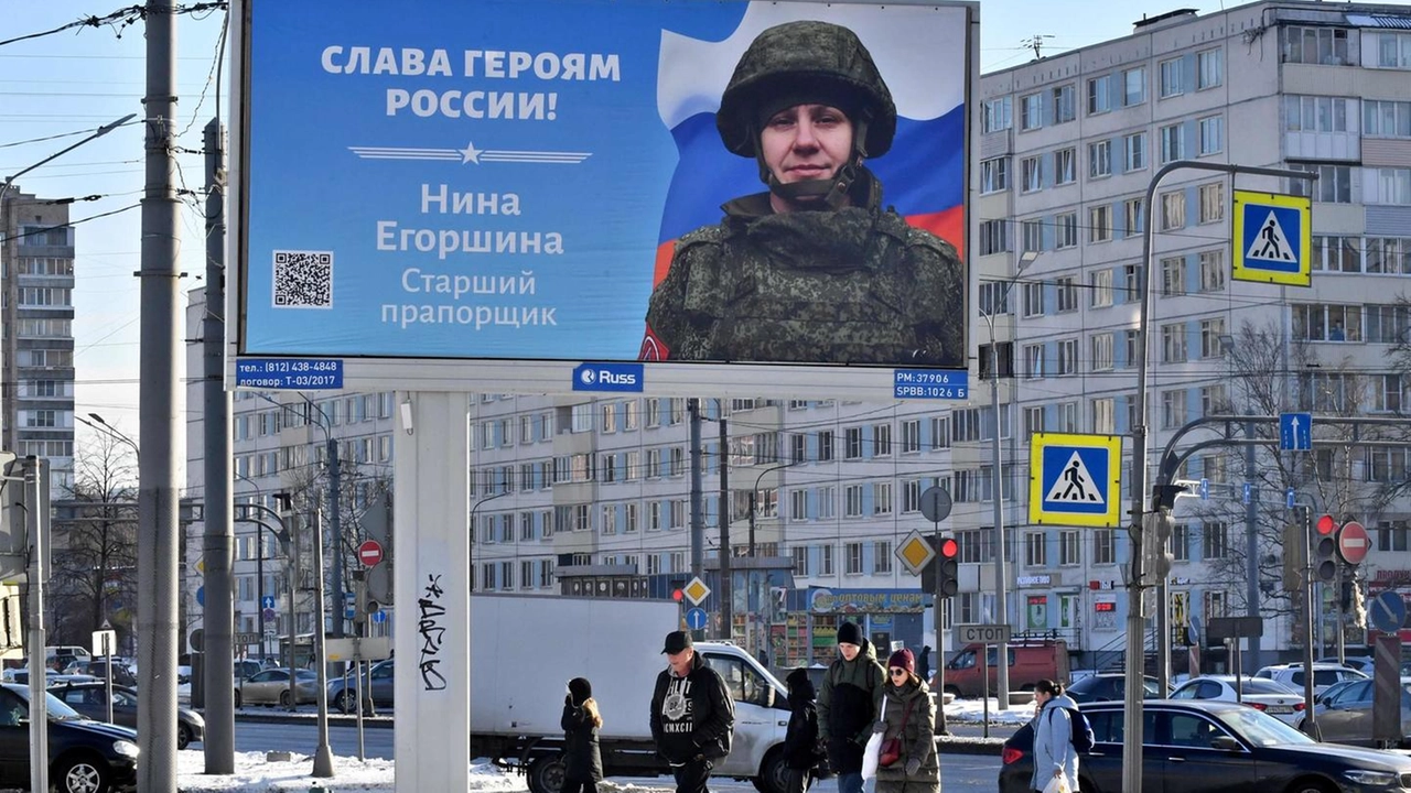 San Pietroburgo: chiuso (e poi riaperto) lo spazio aereo. "Putin informato"
