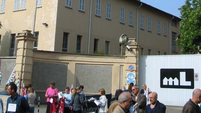 “Salviamo la Manifattura”. Una firma in più ed è bagarre “Salviamo la Manifattura”. Una firma in più ed è bagarre