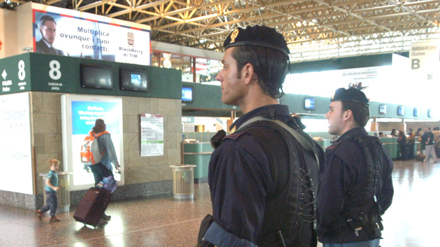 Polizia a Malpensa Polizia a Malpensa