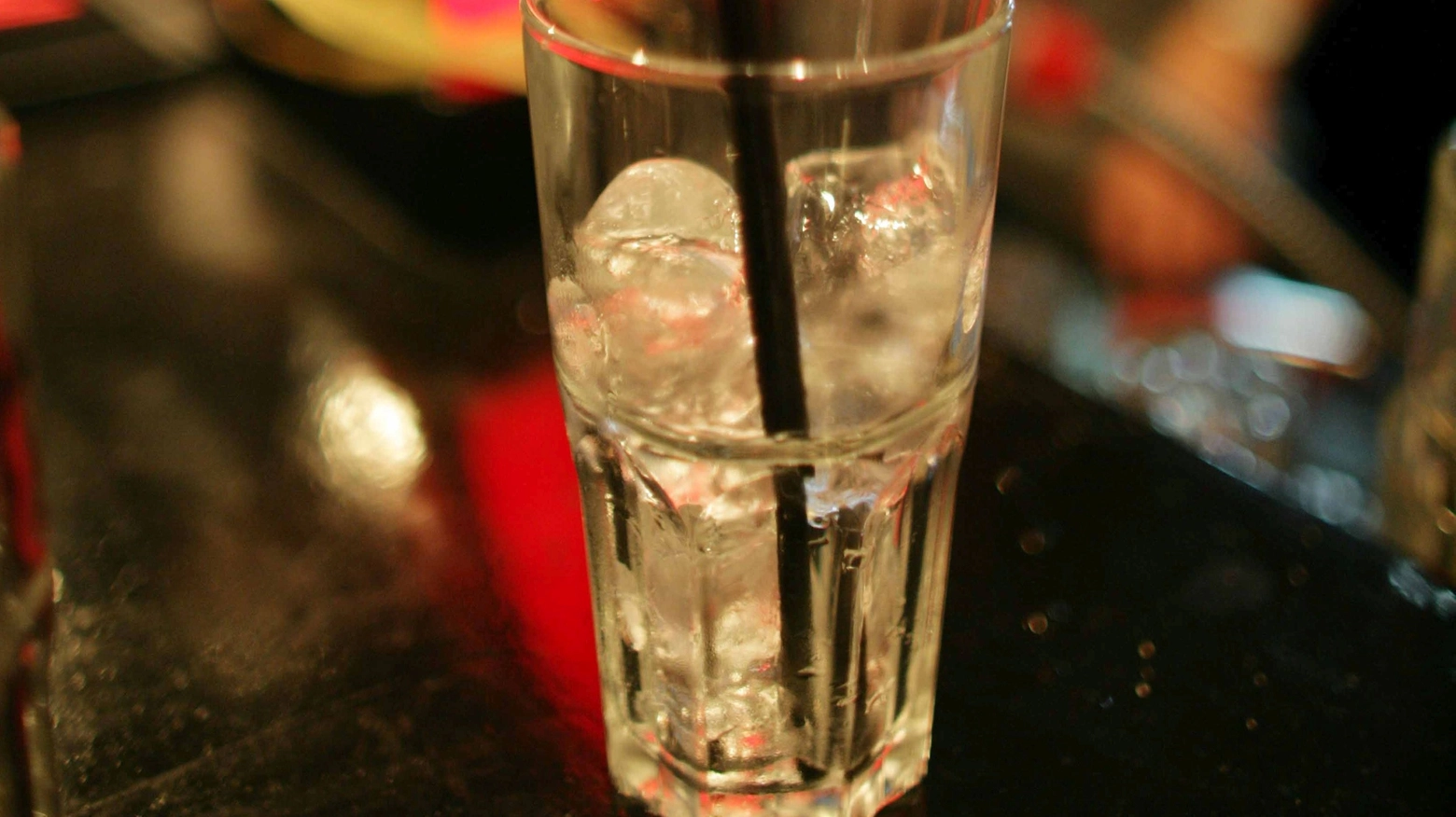 Un bicchiere di vetro (Foto di repertorio Bove)