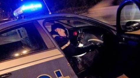 Rissa all’alba tra giovani ubriachi dopo la discoteca Rissa all’alba tra giovani ubriachi dopo la discoteca