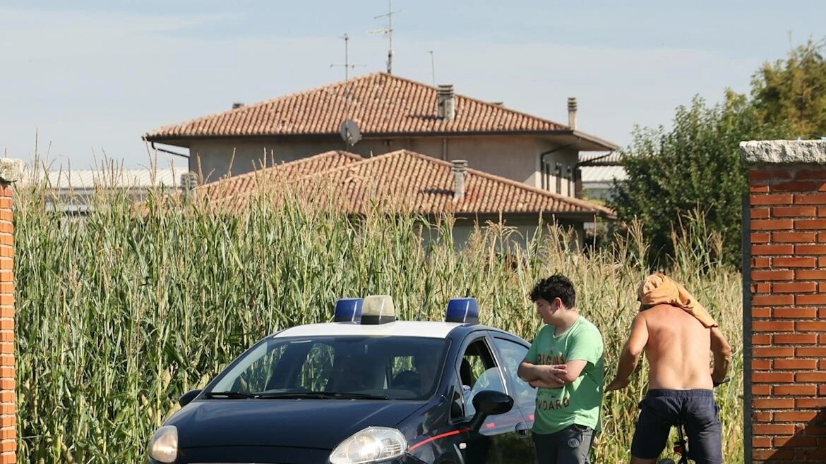 Spara al petto del fratello "L’arma si era già vista" Spara al petto del fratello "L’arma si era già vista"