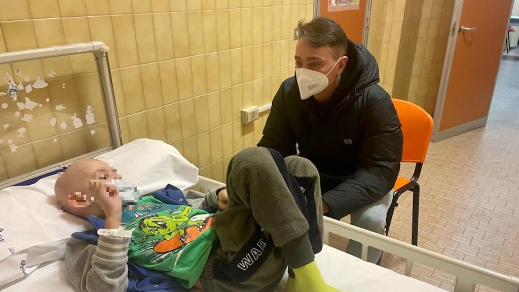 Oleg Romaniuctornato in oncoematologia pediatrica per fare interprete ai bambini ucraini