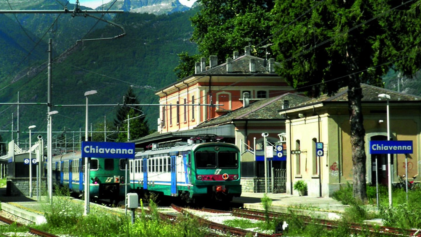Un vecchio treno alla stazione di Chiavenna 