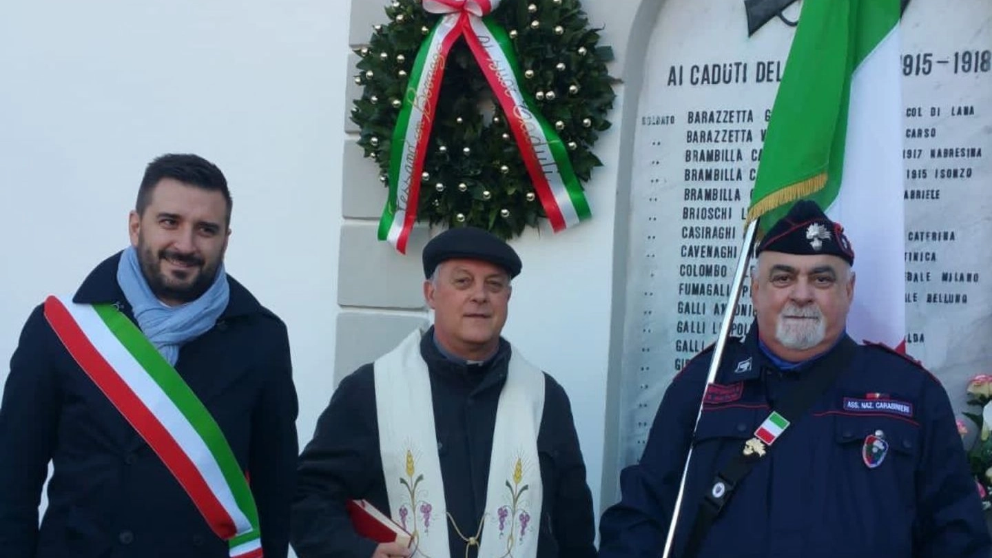Il sindaco Alberto Villa e il parroco don Antonio Bertolaso: la querelle è risolta