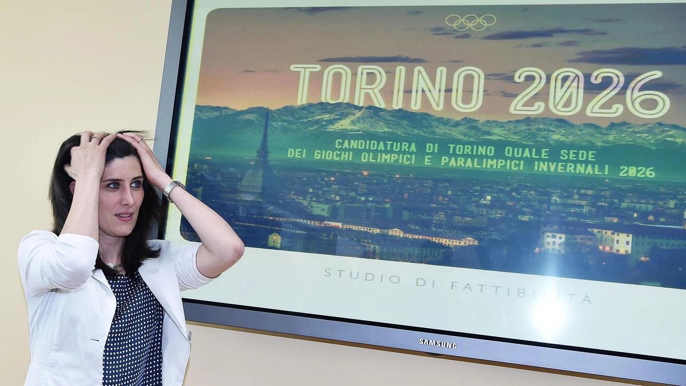 Olimpiadi invernali 20126, la sindaca di Torino Chiara Appendino (Ansa)