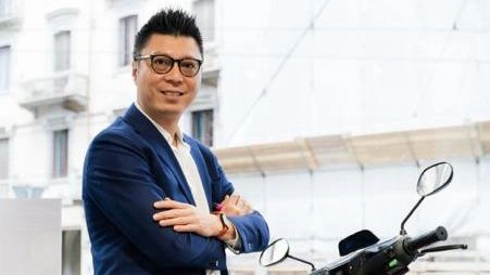 Francesco Zhou Fei, il re della mobilità elettrica. Da via Sarpi al successo