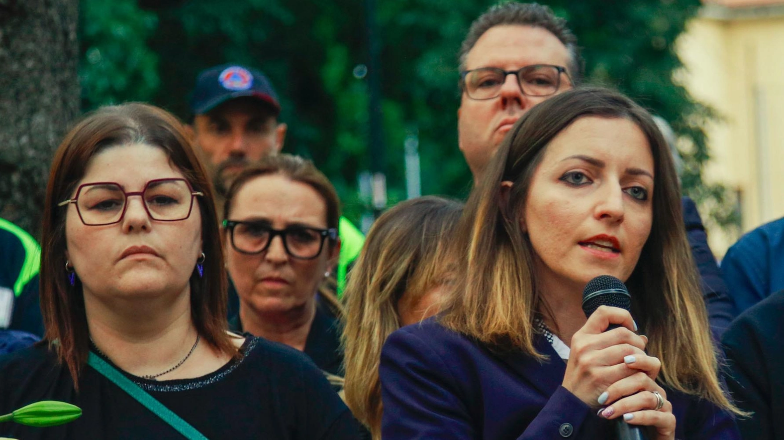 "Ragazze, la violenza non è mai amore"