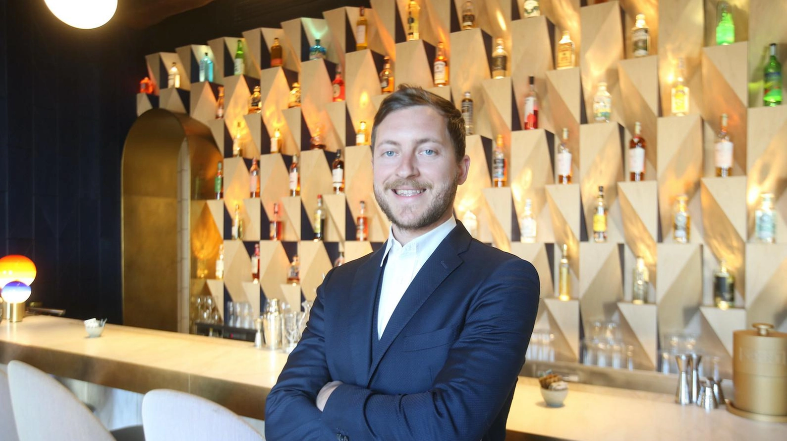 Il salotto di piazza Duomo Saint, dal caffè ai cocktail il mood di una città europea Il salotto di piazza Duomo Saint, dal caffè ai cocktail il mood di una città europea