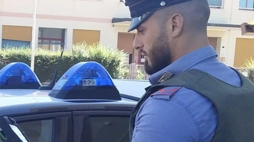 Lite al bar, poi la coltellata Arresto per tentato omicidio Lite al bar, poi la coltellata Arresto per tentato omicidio