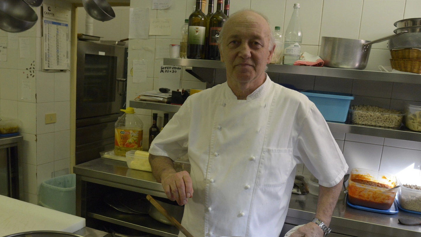 Mario Cattaneo, il ristoratore di 68 anni, titolare dell’Osteria dei Amis di Gugnano, frazione di Casaletto Lodigiano