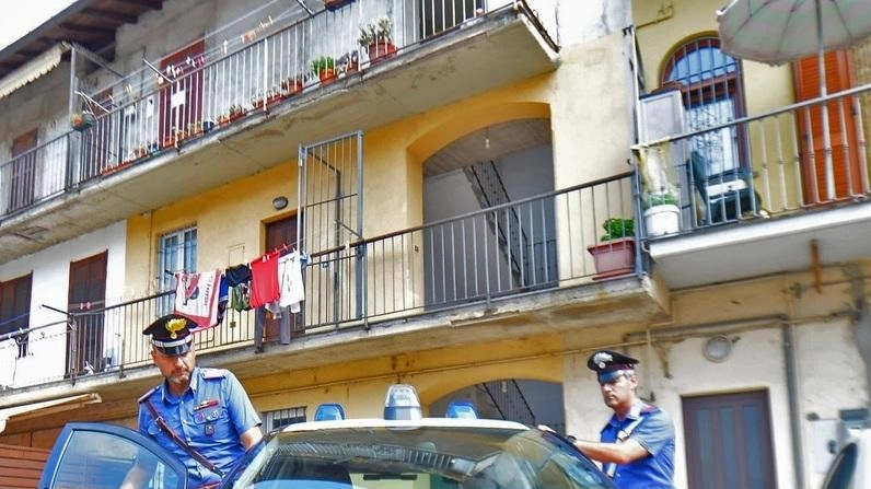 Sergio Domenichini è accusato dell’omicidio di Carmela Fabozzi, 73 anni. L’assassino non ha mai parlato agli inquirenti: avrebbe ucciso per una vacanza.