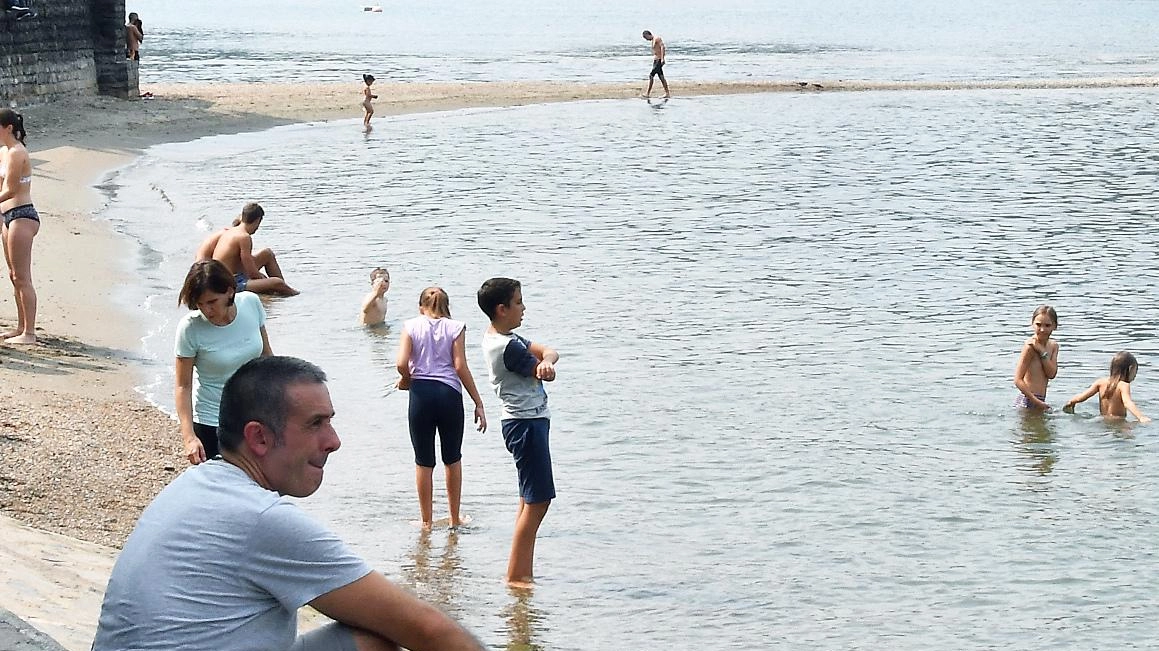 

Bagni nel Lago di Porto Ceresio: Il Vademecum per i Turisti