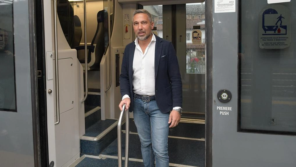 In arrivo treni nuovi di zecca. Ma i pendolari replicano:: "Più corse nelle ore di punta" In arrivo treni nuovi di zecca. Ma i pendolari replicano:: "Più corse nelle ore di punta"