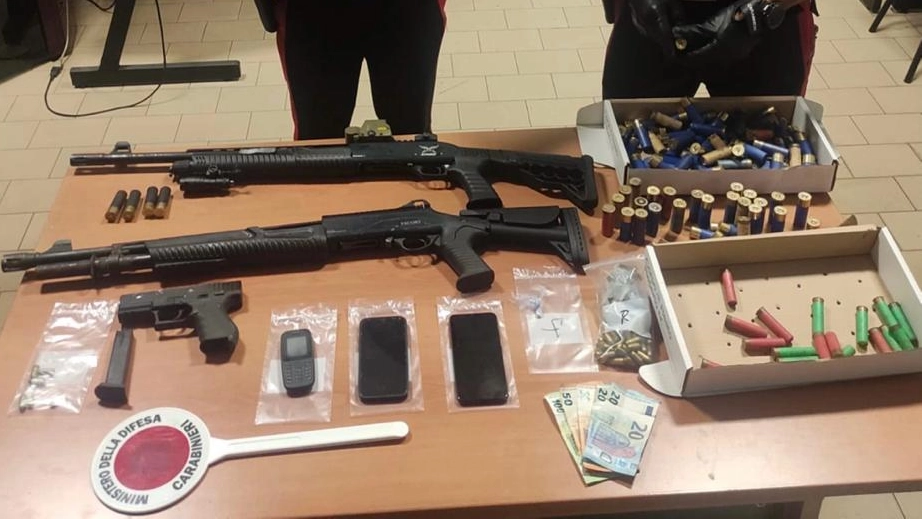 Saronno, sequestro di armi Saronno, sequestro di armi