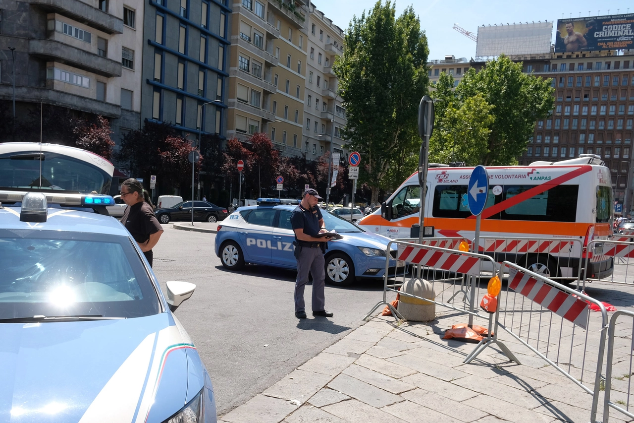 Polizia in Stazione Centrale a Milano
