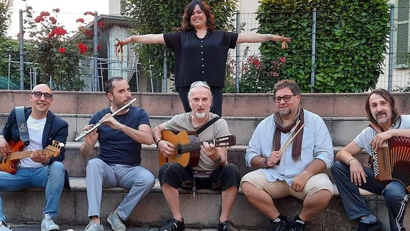 Dal folk ai tormentoni, al Tambourine si balla