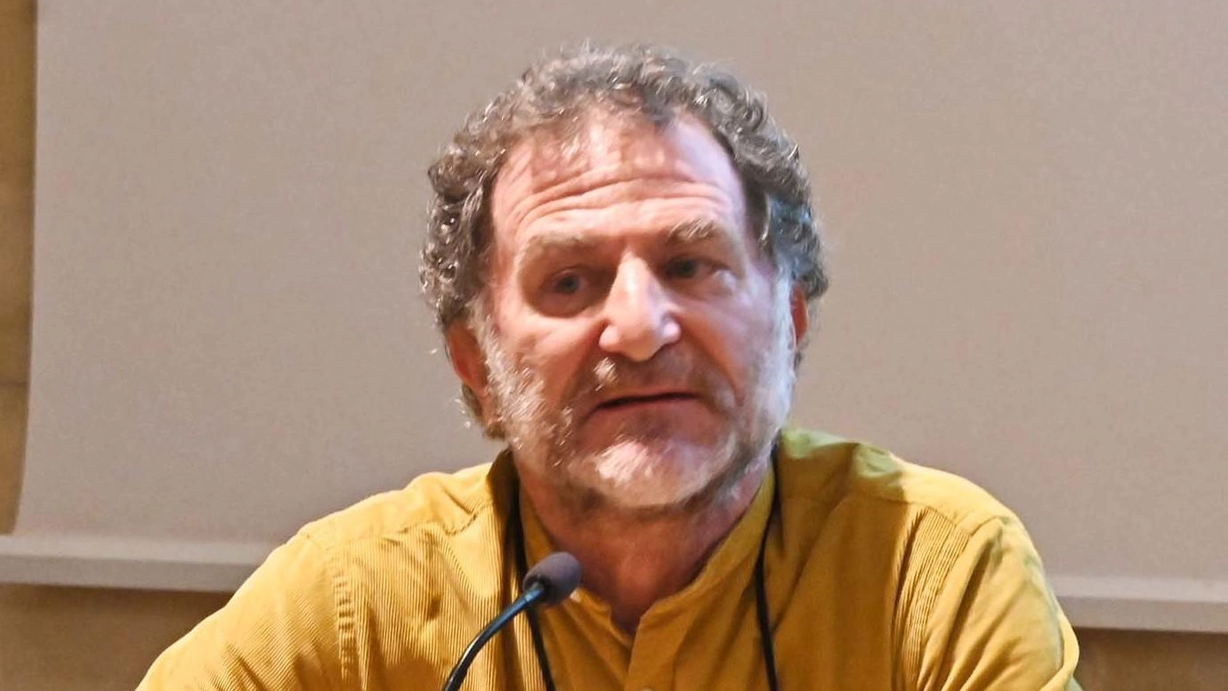 Pannelli solari sugli edifici. Comunità energetiche: due progetti per il capoluogo Pannelli solari sugli edifici. Comunità energetiche: due progetti per il capoluogo