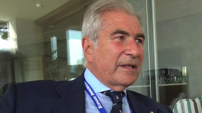 Aveva 76 anni ed era grande amico della famiglia Moratti, che lo volle come manager nell’Inter e nella Fondazione San Patrignano