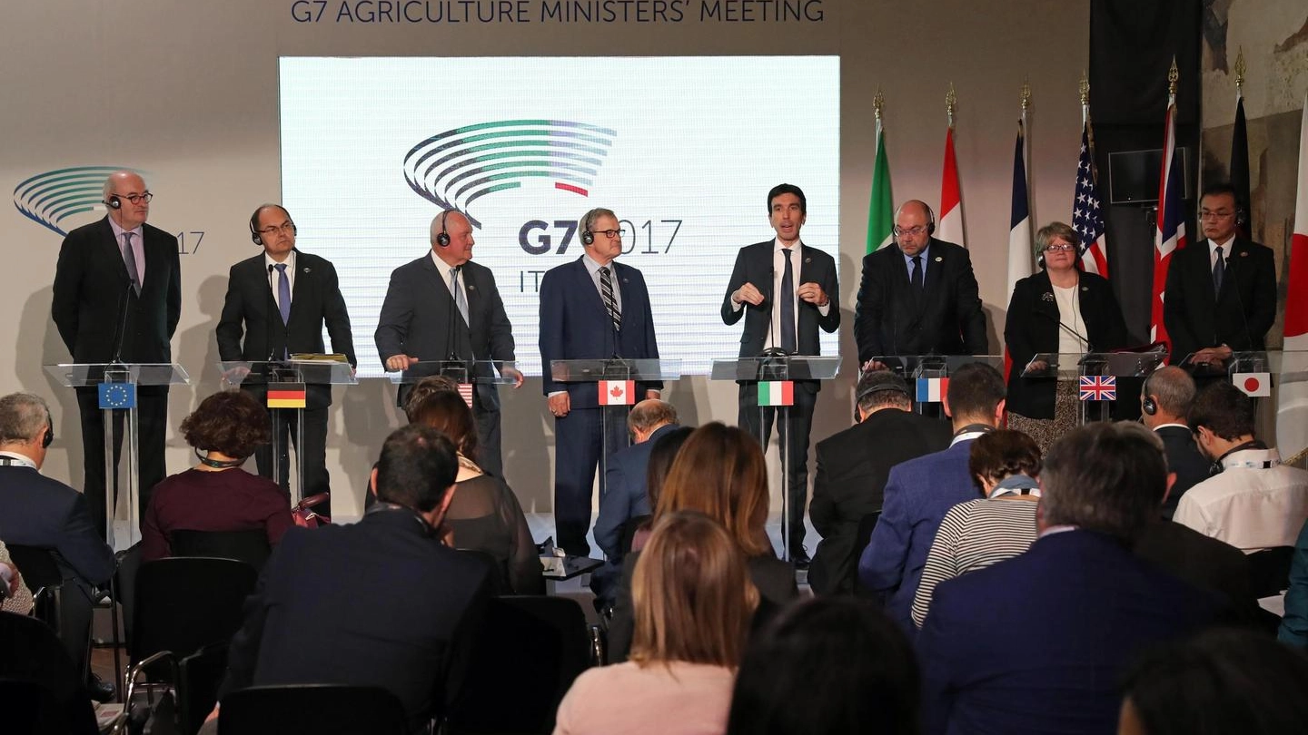 I ministri al G7 (Ansa)