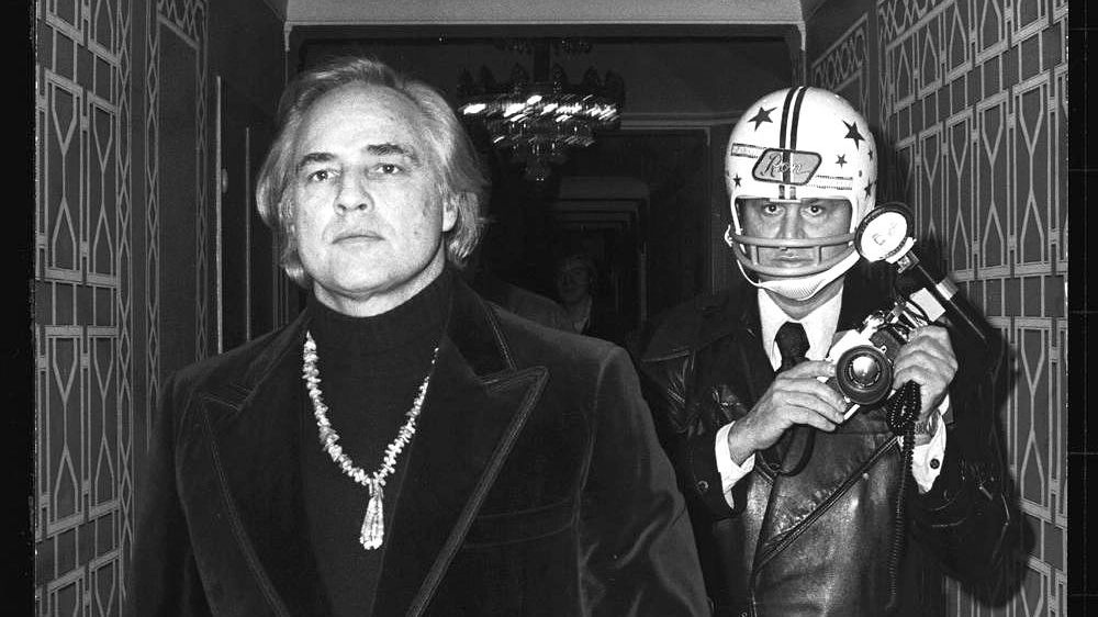 Marlon Brando e Ron Galella