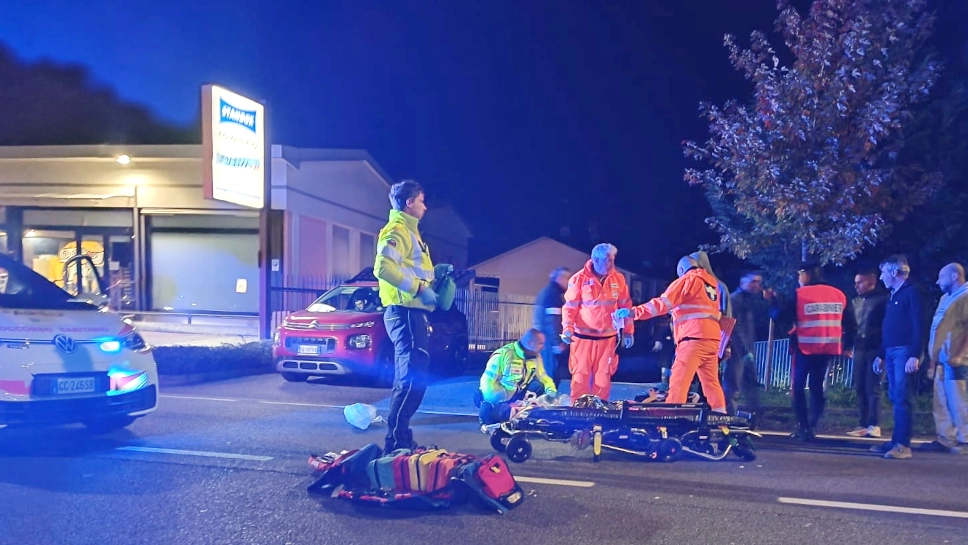 L'incidente a Robbiate, 18enne investito da un'auto L'incidente a Robbiate, 18enne investito da un'auto