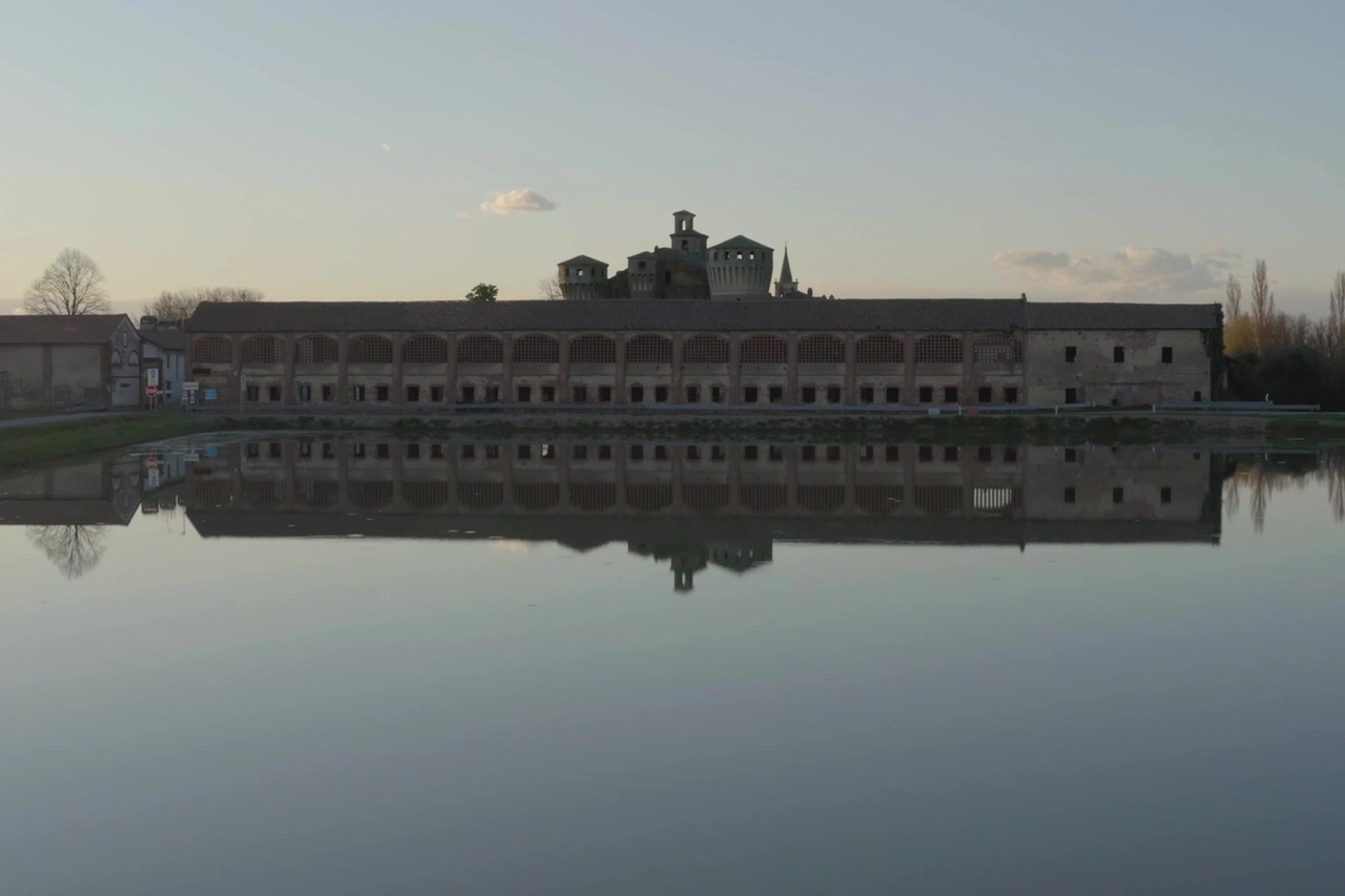 Il castello di Valeggio, in provincia di Pavia