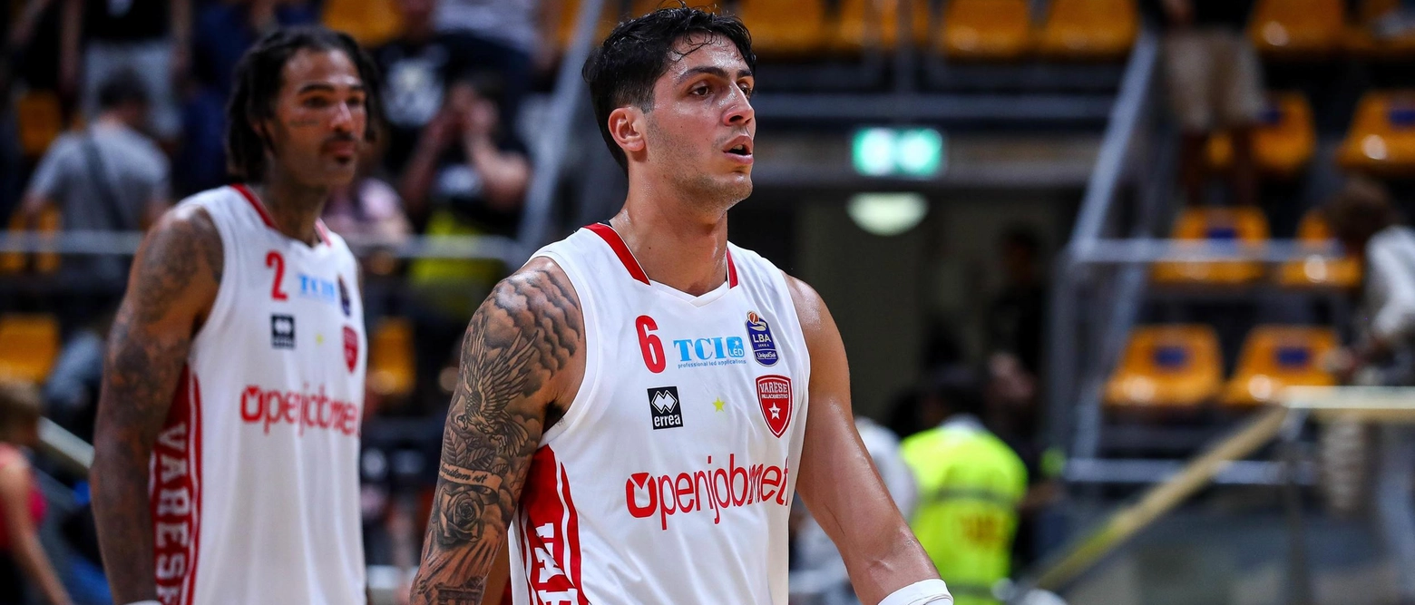 L'Openjobmetis Varese e la Vanoli Basket Cremona si affrontano in un derby importante per entrambe le squadre, che cercano di risalire la classifica. La partita sarà arbitrata da Saverio Lanzarini, Edoardo Gonella e Matteo Lucotti. La Germani Brescia, prima in classifica, si prepara per la sfida di oggi al PalaMangano di Scafati.
