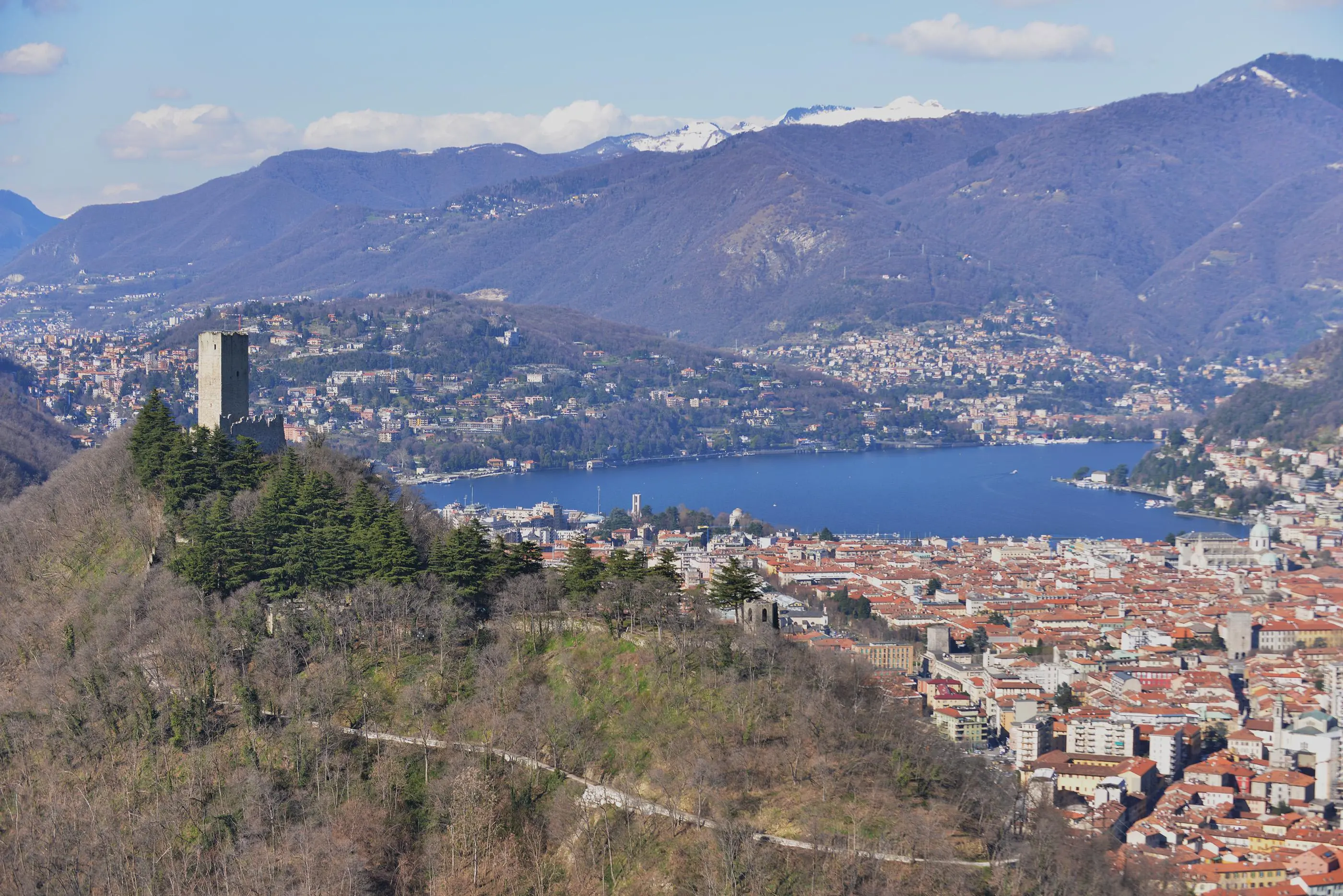 La Torre del Baradello si spegne per il Wwf
