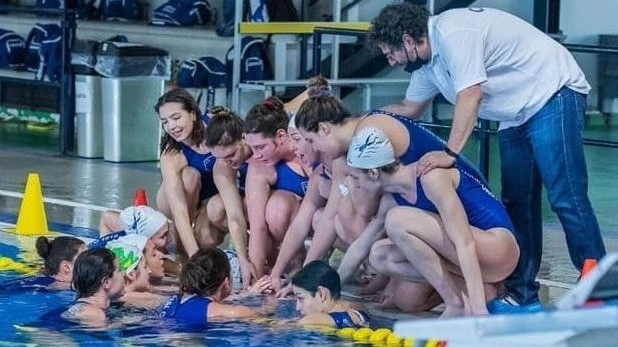 L’allenatore della Como Nuoto: "Siamo una Cenerentola ma le ragazze sono pronte e sicure dei loro mezzi"