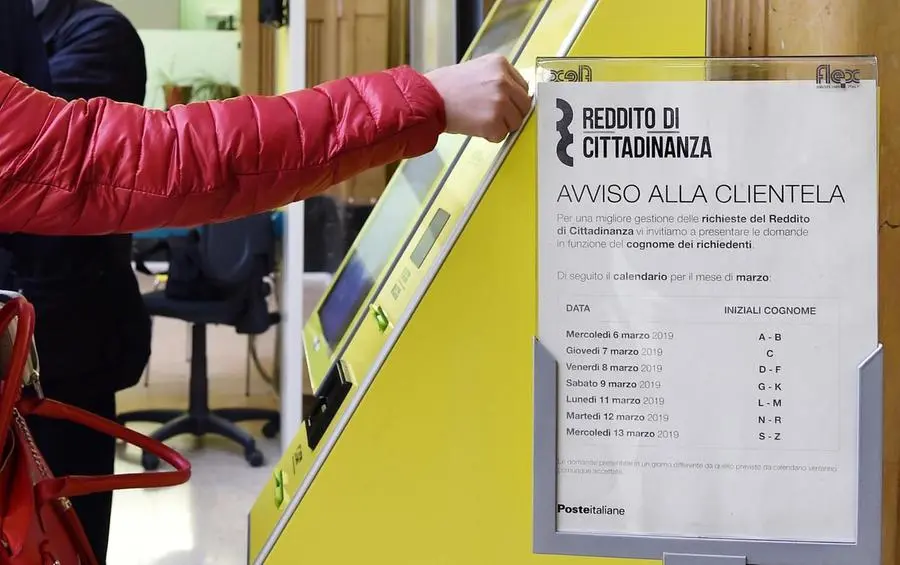 Condannati per mafia, percepivano reddito di cittadinanza: 145 casi scoperti dalla Finanza