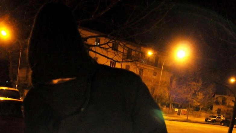 Il buio anticipato aiuta i ladri. Case razziate, via i preziosi Il buio anticipato aiuta i ladri. Case razziate, via i preziosi