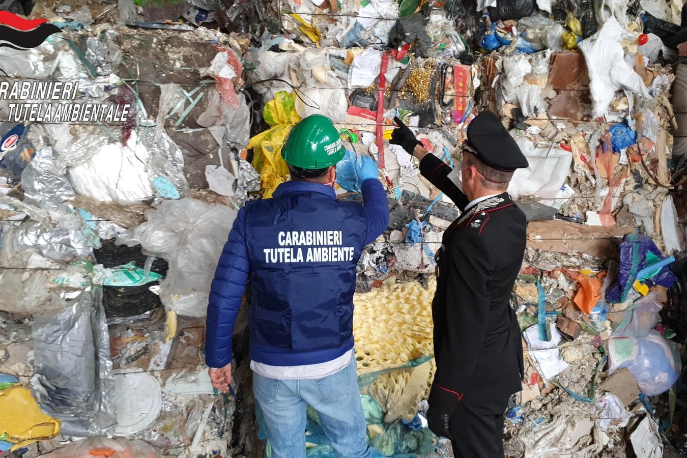 Illecitamente stoccate oltre 1.000 tonnellate di rifiuti speciali non pericolosi 
