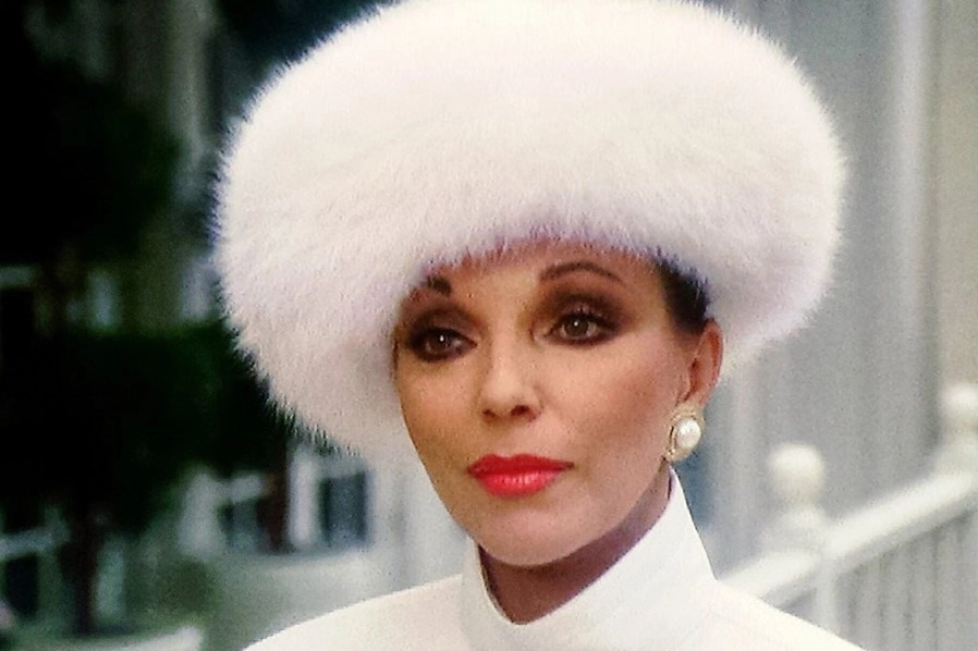 Joan Collins in "Dynasty"