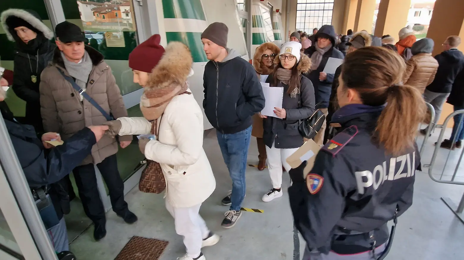 Code in questura per i passaporti