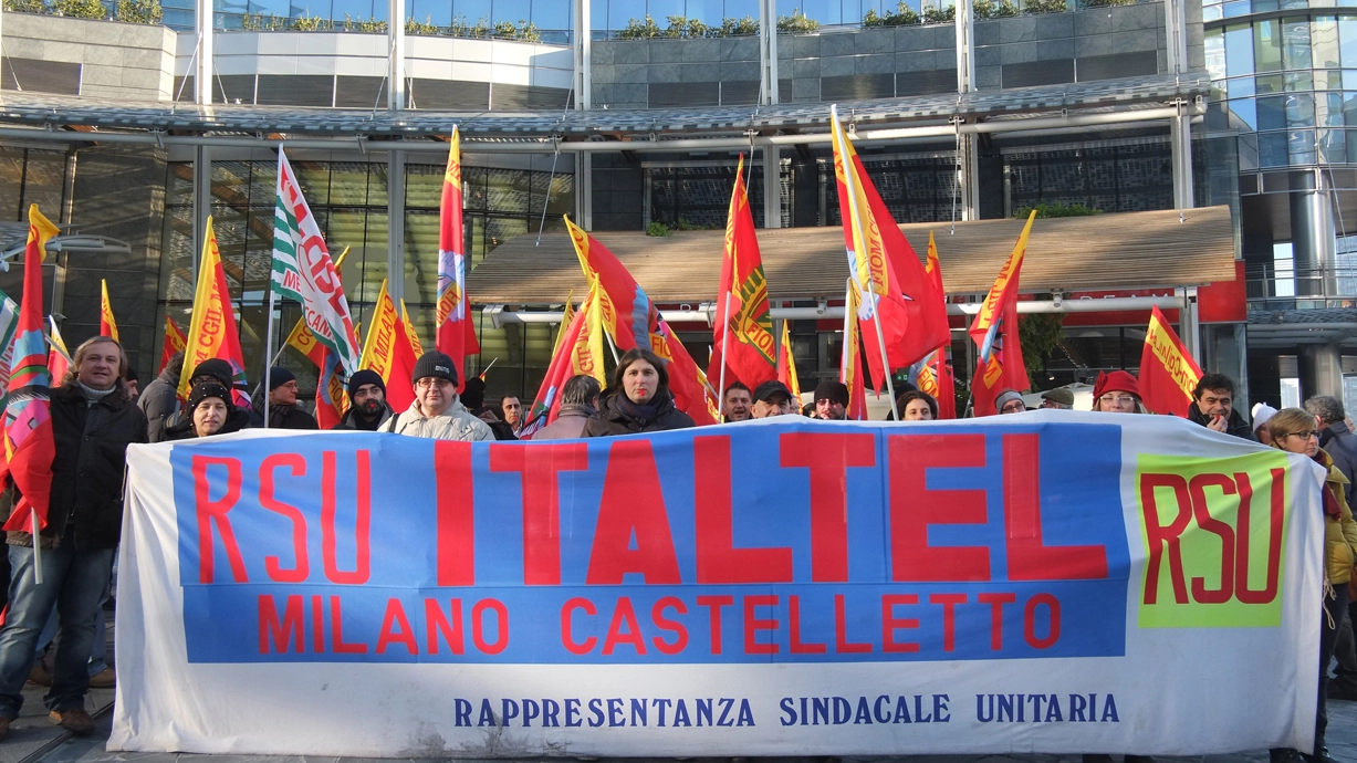 Una foto d'archivio di protesta dei lavoratori della Italtel (Studionord)